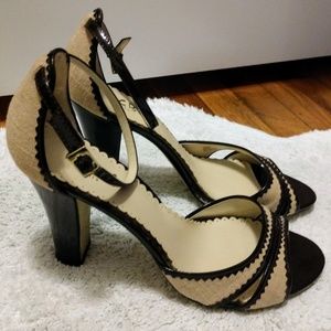 BCBG Dark Brown & Tan  High Heel Shoes 8.5